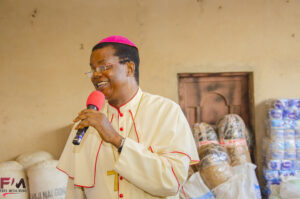 Bishop Ezeokafor Gives Succour to Awka North Flood Victims 